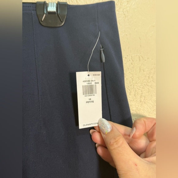 Old Navy High-Rise Polished Pixie Skinny Ankle Pant Cropped 16P Navy Blue NWT - Picture 3 of 10